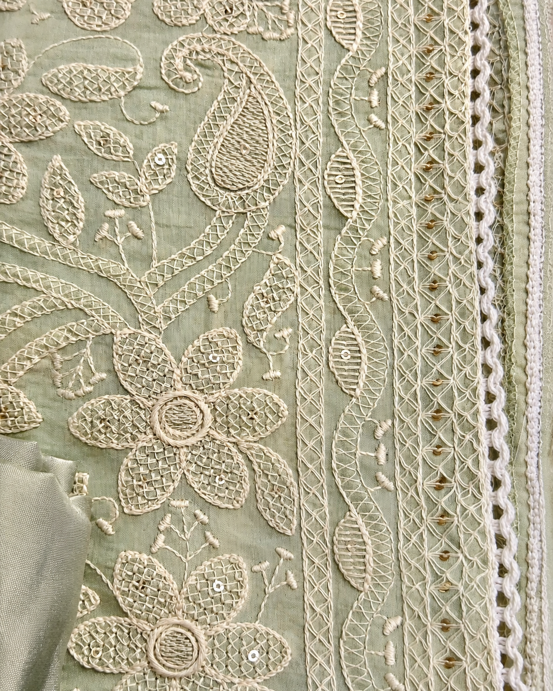Chikankari Mul Cotton Suit Set