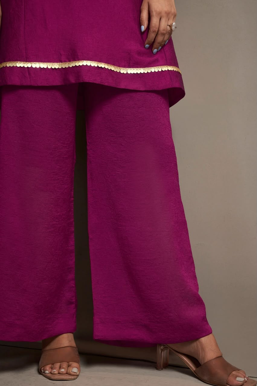 Women's Rani Pink Embroidered Silk Blend Straight Kurta