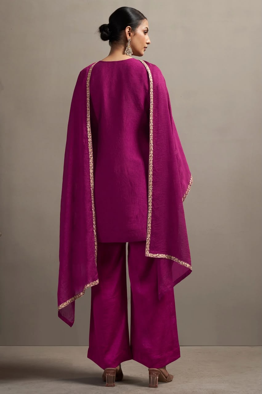 Women's Rani Pink Embroidered Silk Blend Straight Kurta