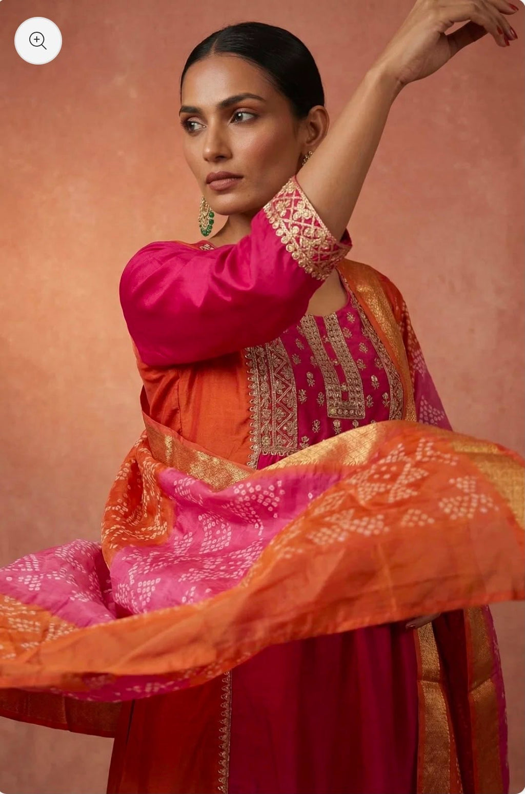 Thamur Chinnon Embroidered Kurta Set