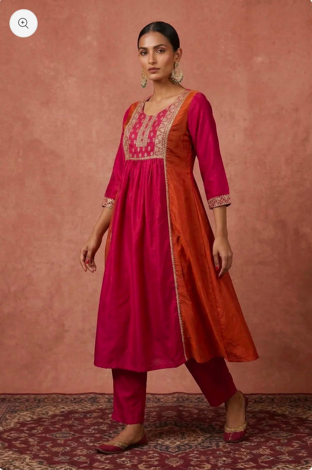 Thamur Chinnon Embroidered Kurta Set