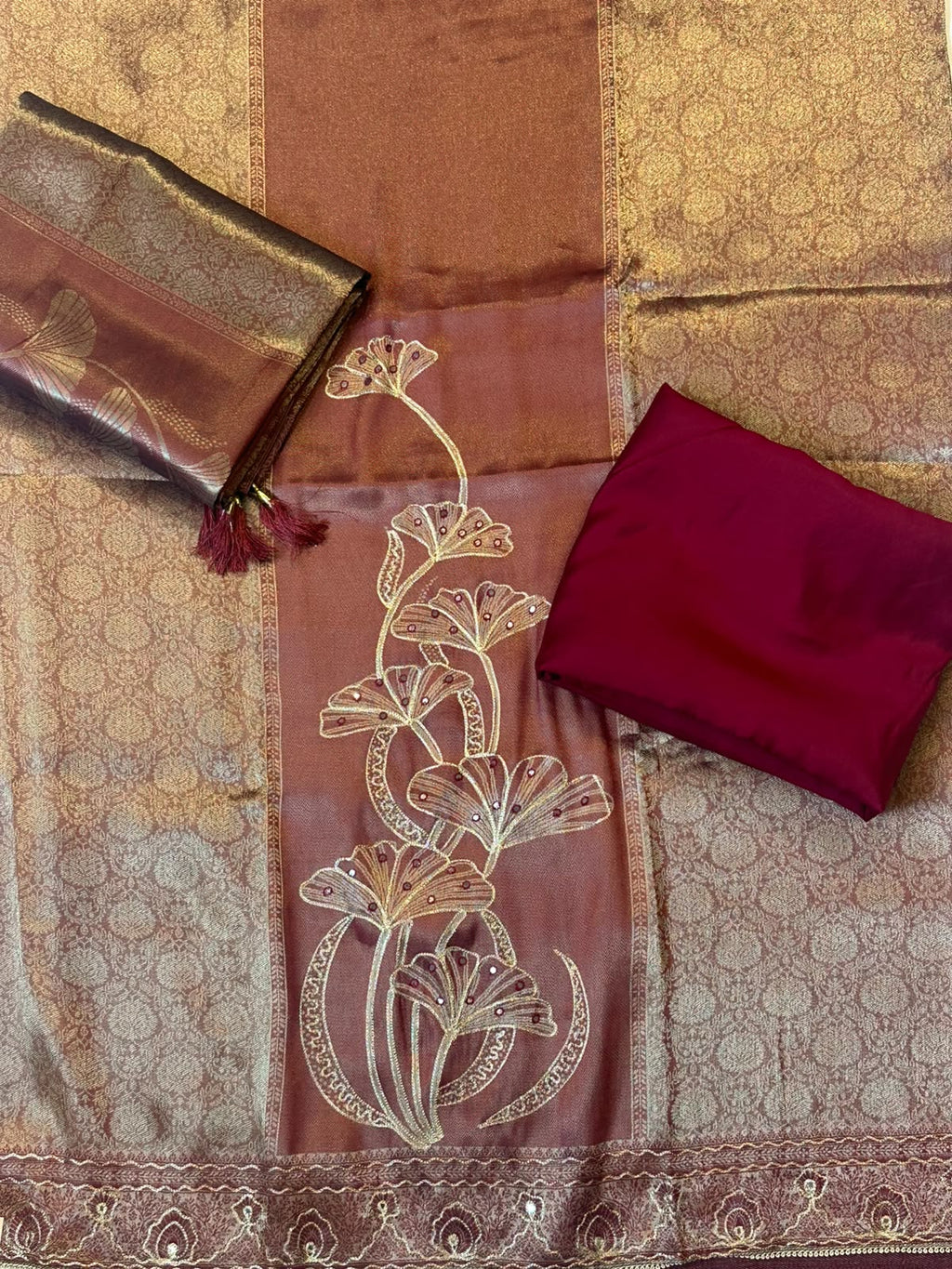 Giraffe Silk Suit with Lily Flower Embroidery