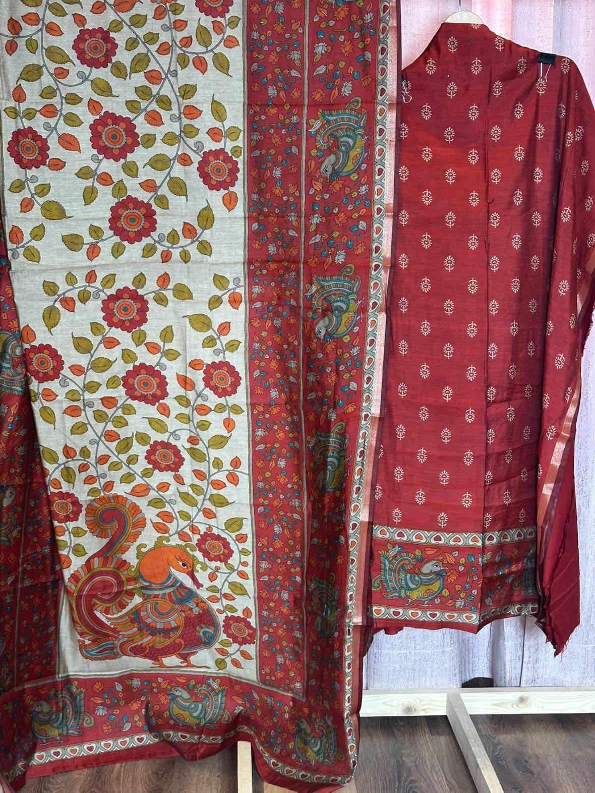 Elegant Maheshwari Silk Suit – Timeless Traditional Elegance