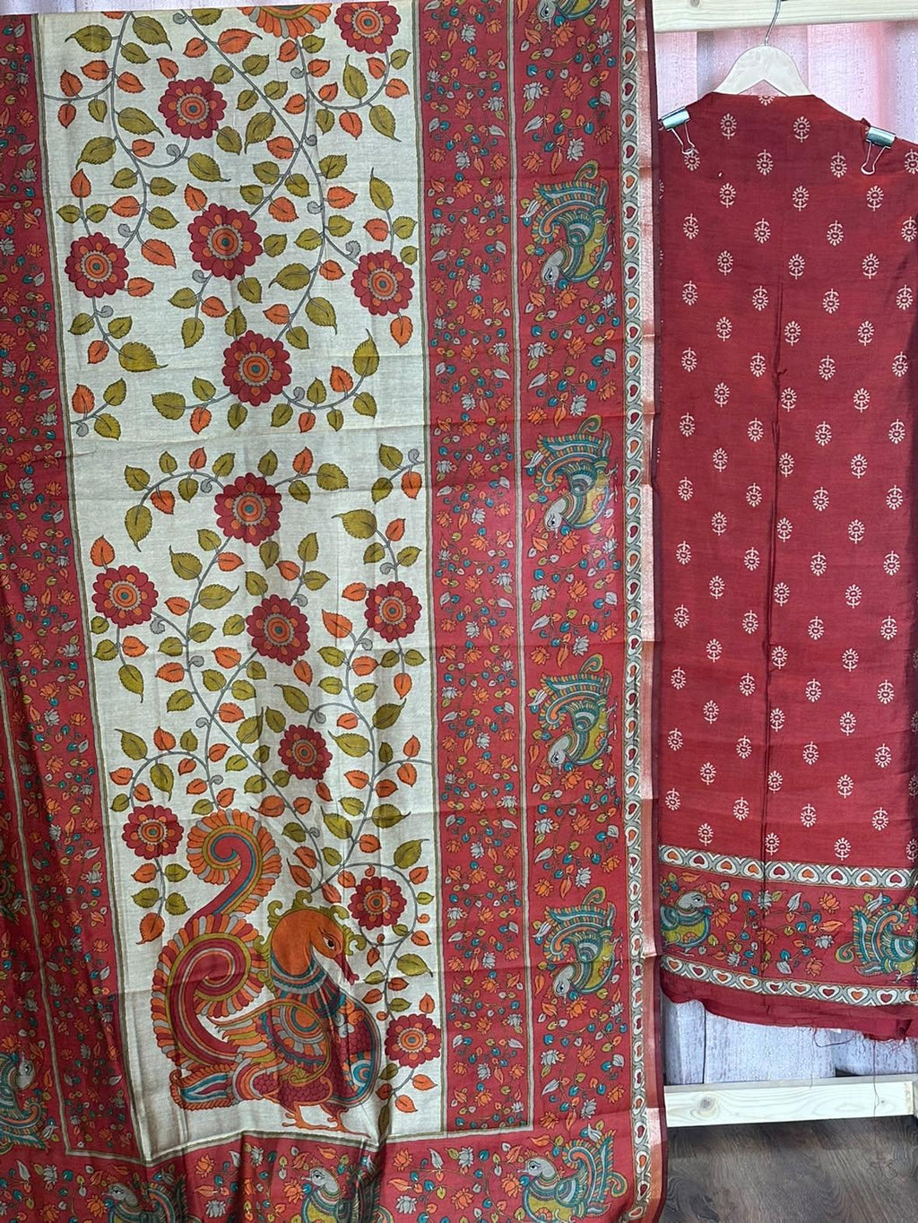 Elegant Maheshwari Silk Suit – Timeless Traditional Elegance