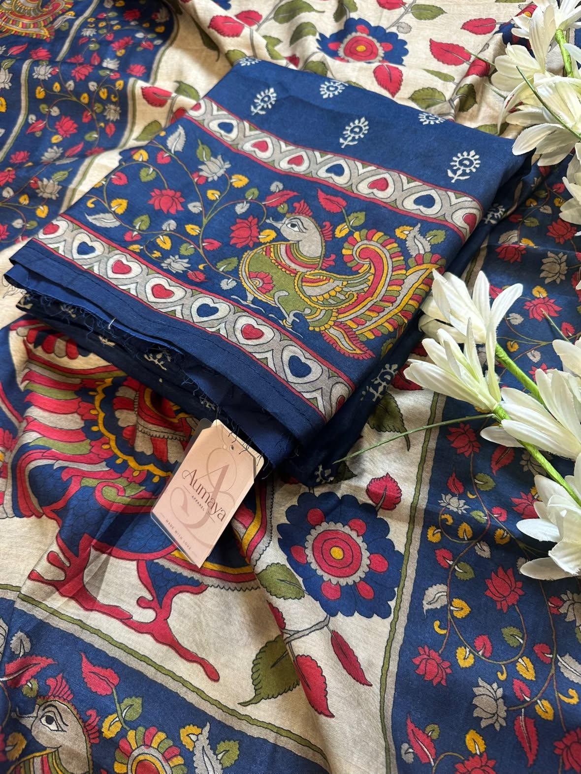 Elegant Maheshwari Silk Suit – Timeless Traditional Elegance