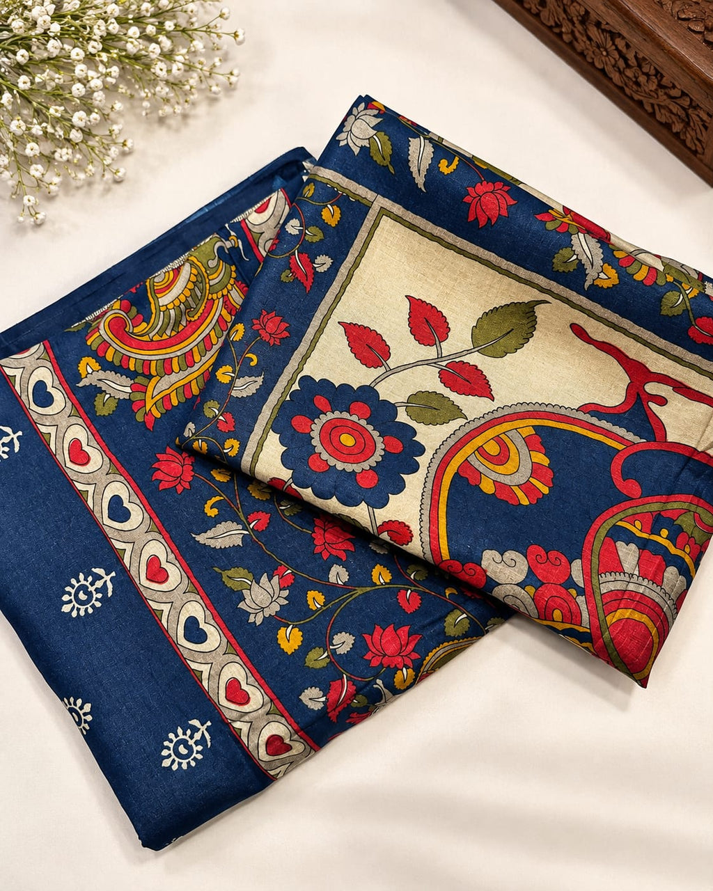 Elegant Maheshwari Silk Suit – Timeless Traditional Elegance