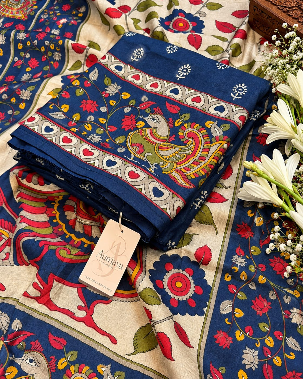 Elegant Maheshwari Silk Suit – Timeless Traditional Elegance