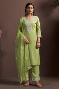 Women's Green Embroidered Cotton Blend Straight Kurta Set