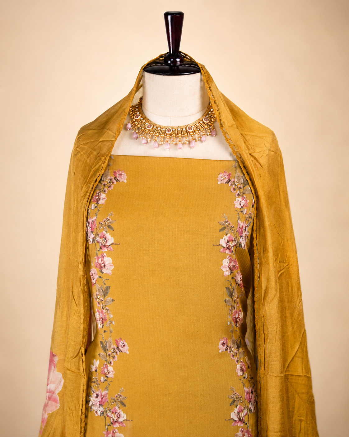 Glace Cotton Suit With Chonin Dupatta Cutwork Embrodry